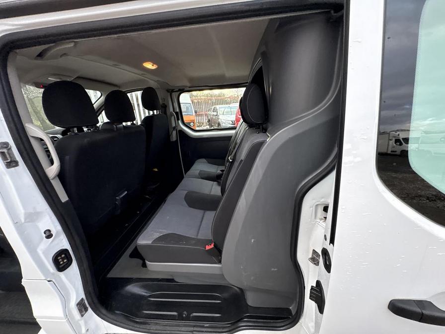 Used Vauxhall Vivaro 2015 for sale - 77158309: Photo 12