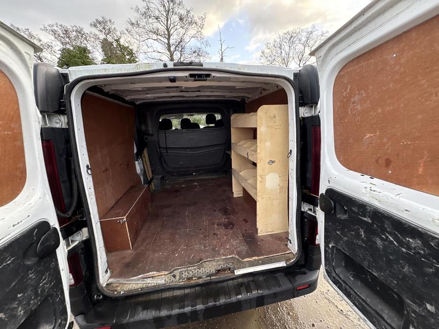 Used Vauxhall Vivaro 2015 for sale - 77158309: Photo 14