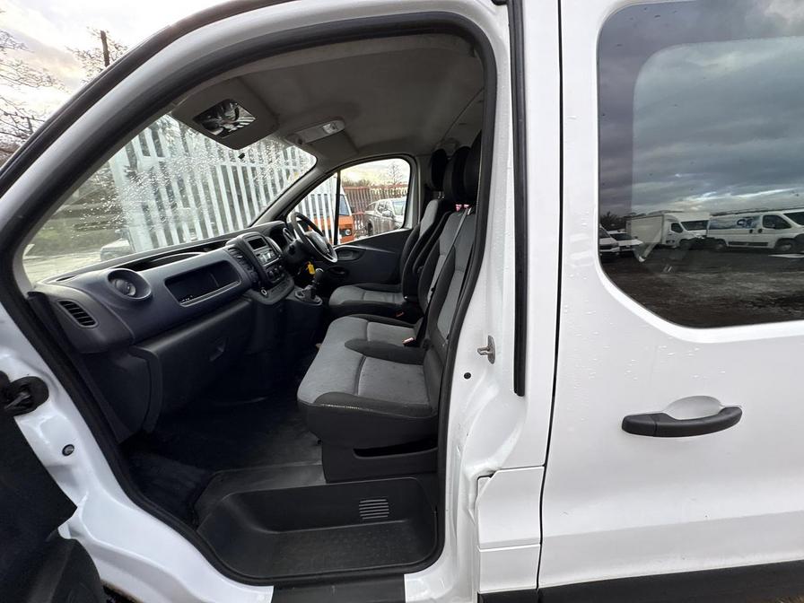 Used Vauxhall Vivaro 2015 for sale - 77158309: Photo 9