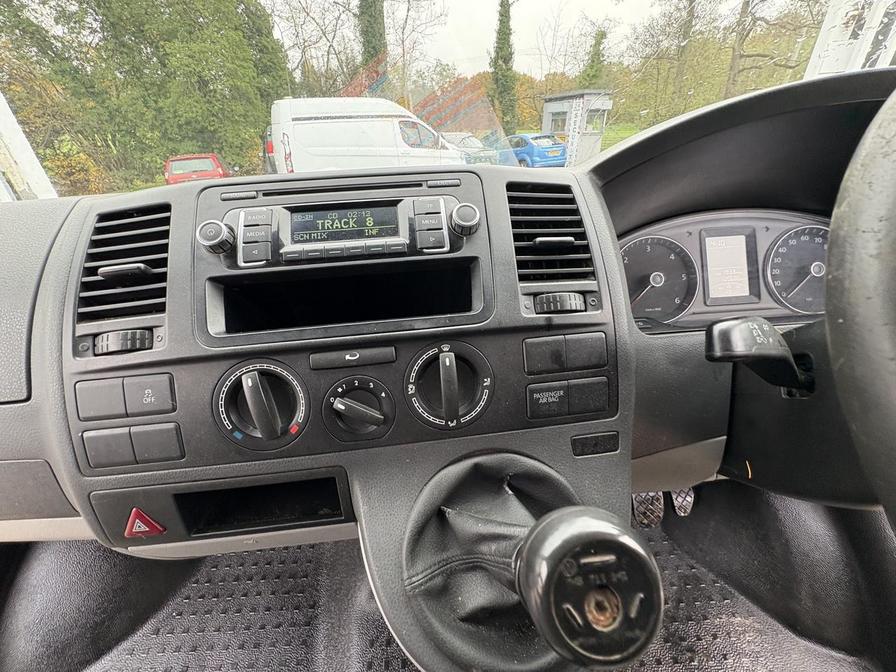 Used Volkswagen Transporter 2015 for sale - 76523738: Photo 17