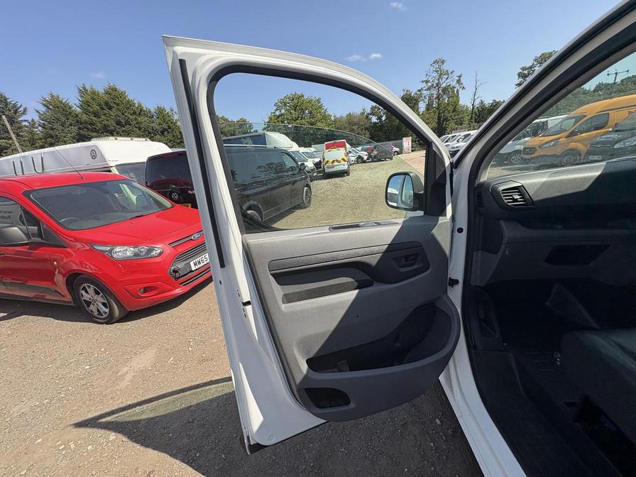 Used Citroen Dispatch 2018 for sale - 76217578: Photo 10