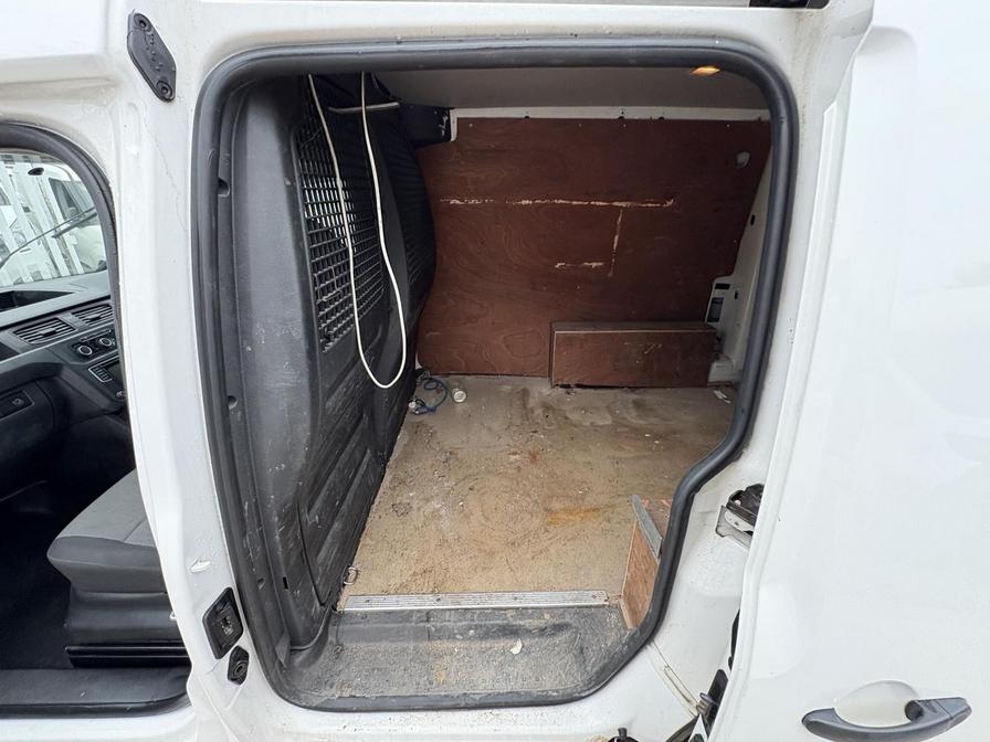 Used Volkswagen Caddy 2016 for sale - 76096234: Photo 4