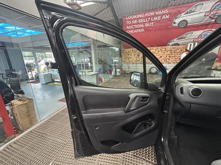 Used Peugeot Partner 2016 for sale - 76390416: Photo 18