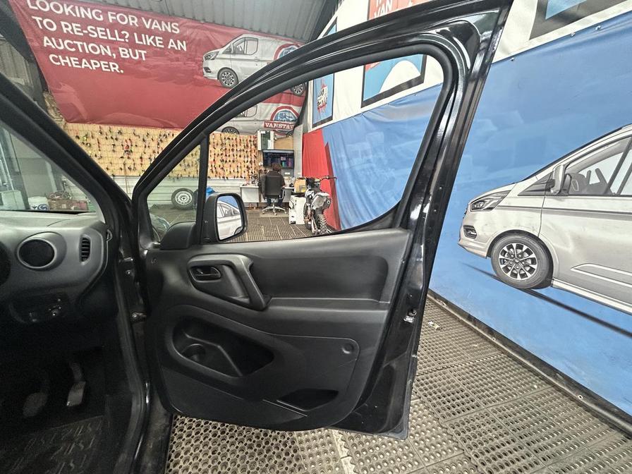 Used Peugeot Partner 2016 for sale - 76390416: Photo 19