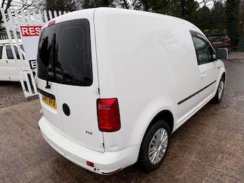 Used Volkswagen Caddy 2017 for sale - 77000048: Photo
