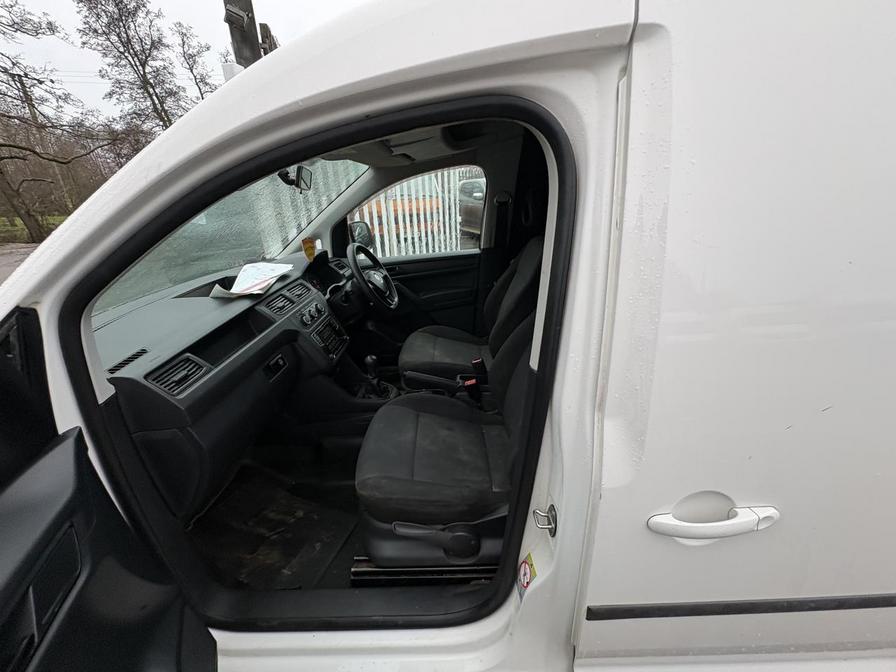 Used Volkswagen Caddy 2017 for sale - 77000048: Photo 5