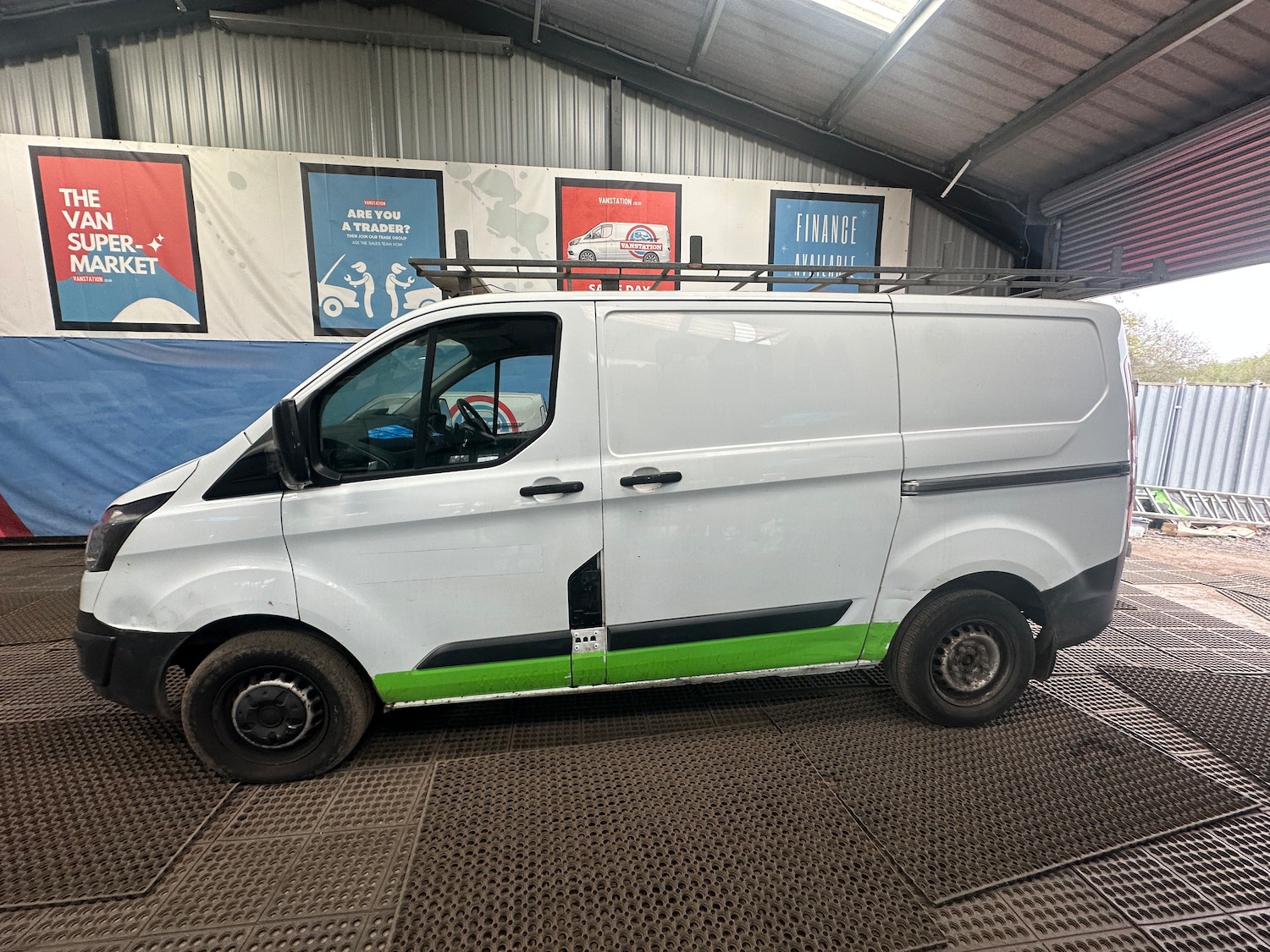 Vehicle 21