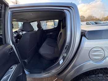 Used Mitsubishi L200 2015 for sale - 76754887: Photo