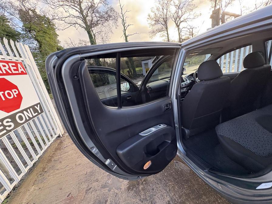 Used Mitsubishi L200 2015 for sale - 76754887: Photo 8