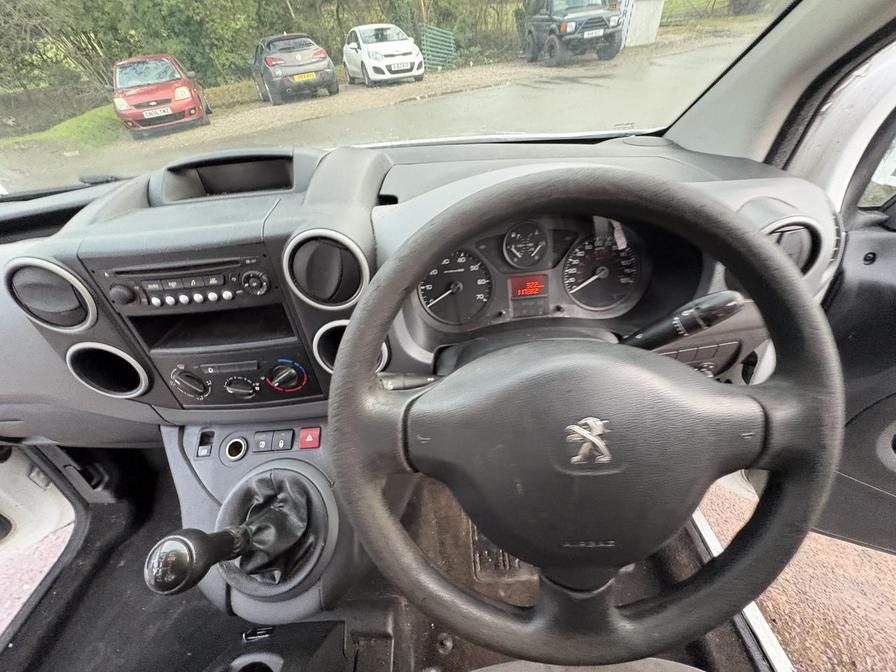 Used Peugeot Partner 2014 for sale - 77206048: Photo 21