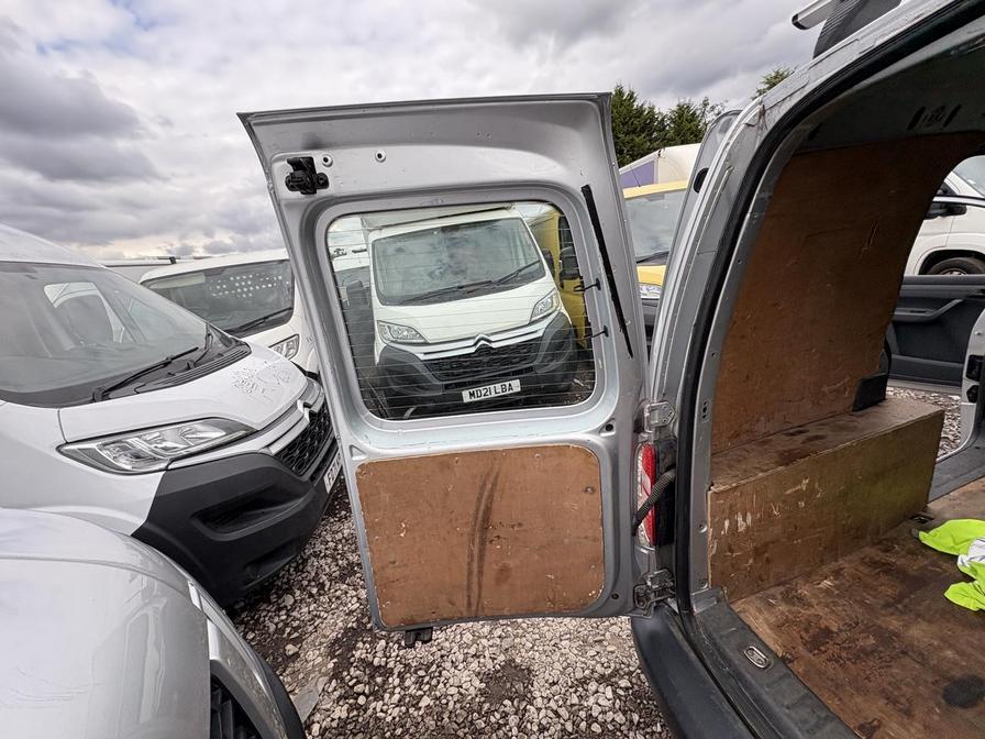 Used Volkswagen Caddy 2012 for sale - 76125328: Photo 14