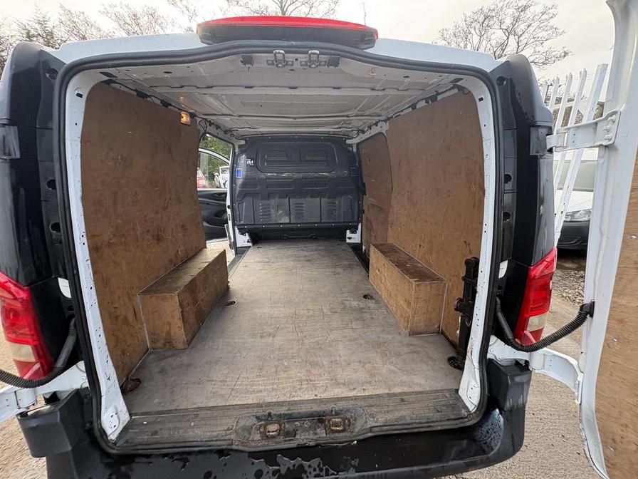 Used Mercedes-Benz Vito 2016 for sale - 77911733: Photo 8