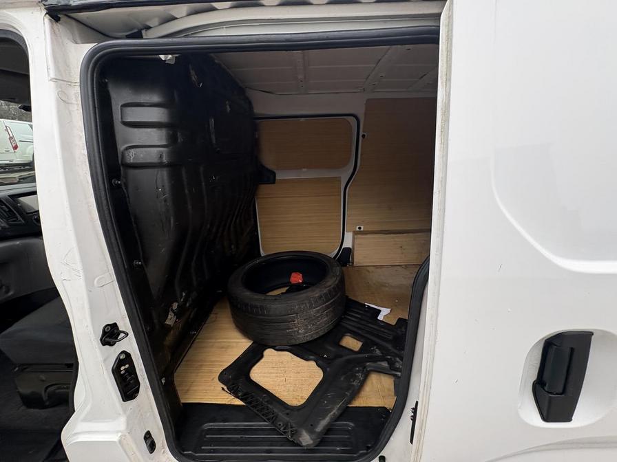 Used Nissan NV200 2018 for sale - 77856152: Photo 12