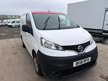 Used Nissan NV200 2018 for sale - 77856152: Photo