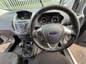 Used Ford Transit Courier 2017 for sale - 77239727: Photo