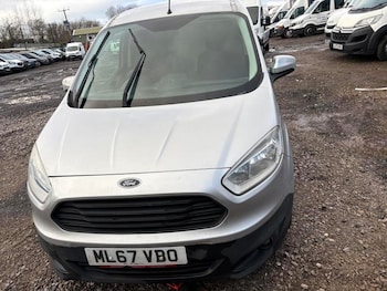 Used Ford Transit Courier 2017 for sale - 77239727: Photo