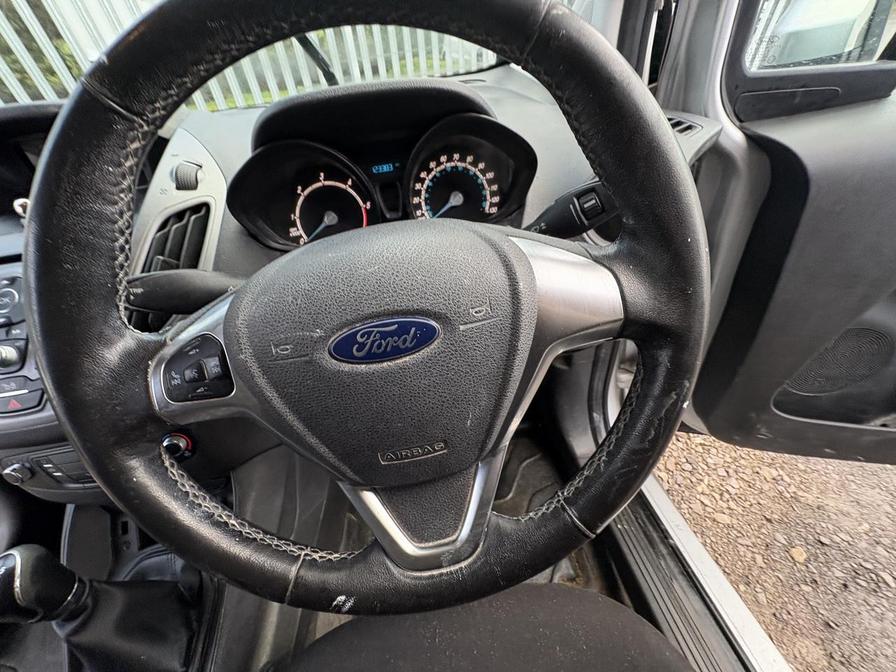 Used Ford Transit Courier for sale - 77239727: Photo 6