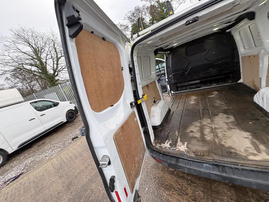 Used Ford Transit Custom 2017 for sale - 77638343: Photo 16