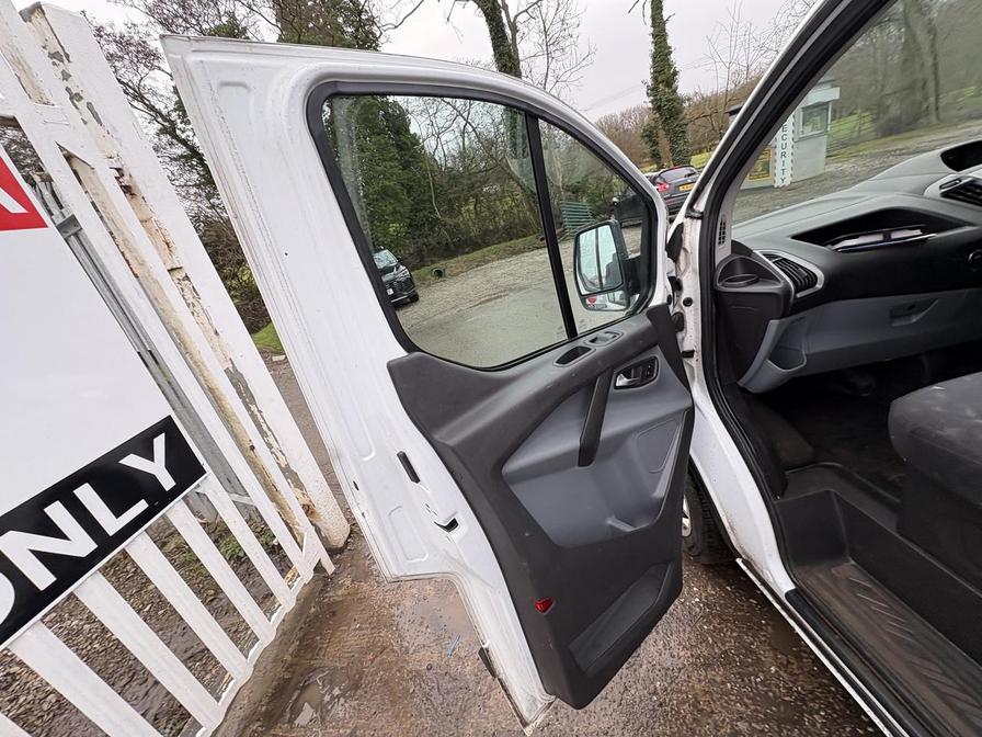 Used Ford Transit Custom 2017 for sale - 77638343: Photo 8