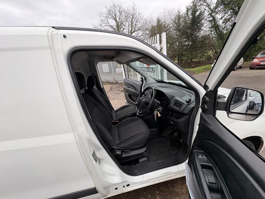 Used Vauxhall Combo 2017 for sale - 77219093: Photo 10