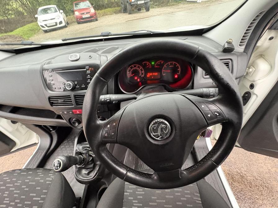 Used Vauxhall Combo 2017 for sale - 77219093: Photo 18