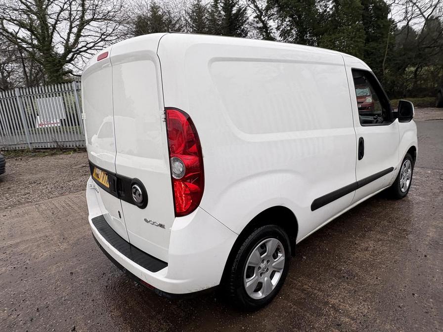 Used Vauxhall Combo 2017 for sale - 77219093: Photo 5
