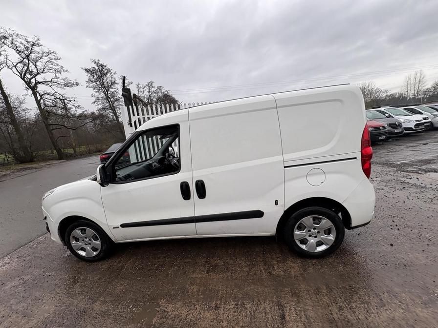 Used Vauxhall Combo 2017 for sale - 77219093: Photo 6