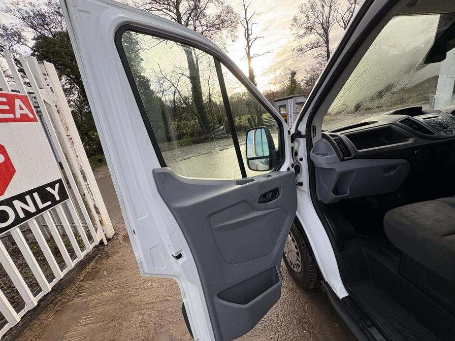 Used Ford Transit 2015 for sale - 76856648: Photo 11
