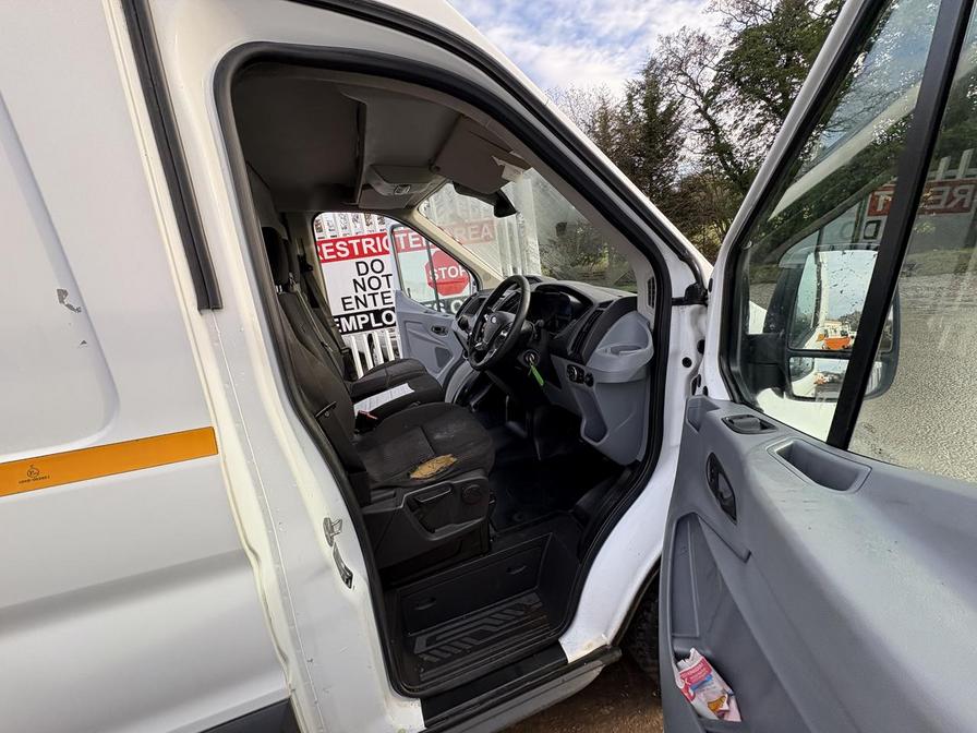 Used Ford Transit 2015 for sale - 76856648: Photo 2