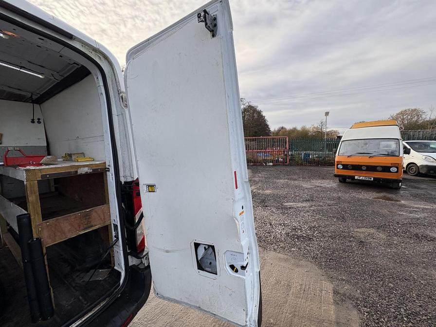 Used Ford Transit 2015 for sale - 76856648: Photo 9