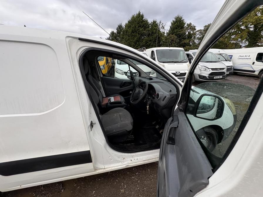 Used Citroen Berlingo 2009 for sale - 76390414: Photo 2