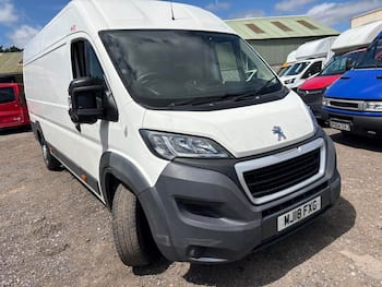 Used Peugeot Boxer 2018 for sale - 79700677: Photo