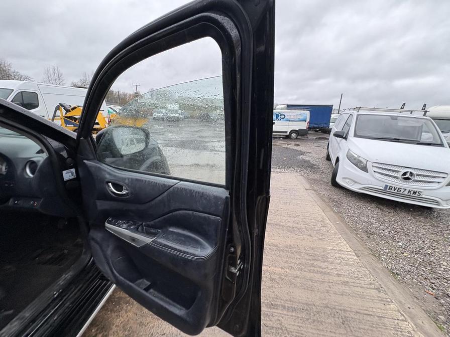 Used Nissan Navara 2016 for sale - 76937906: Photo 17