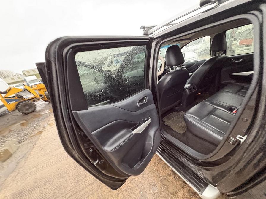 Used Nissan Navara 2016 for sale - 76937906: Photo 8