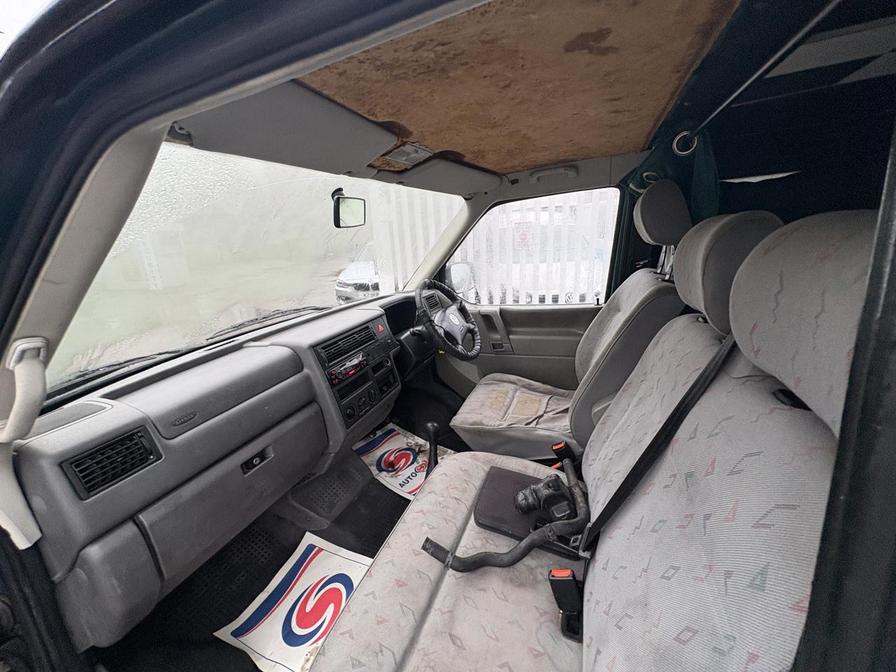 Used Volkswagen Transporter 2001 for sale - 77518970: Photo 13