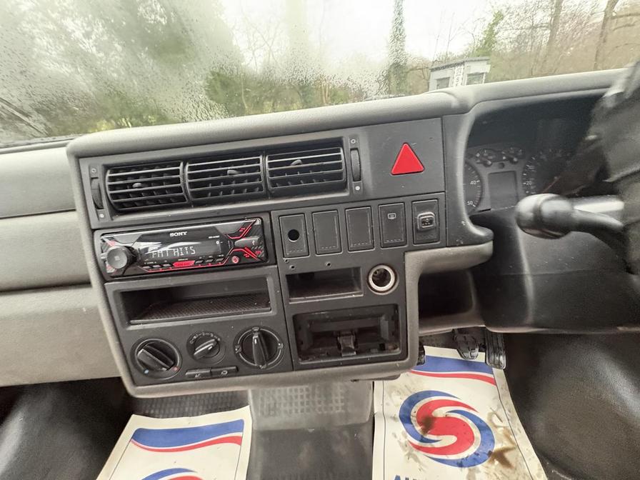 Used Volkswagen Transporter 2001 for sale - 77518970: Photo 17