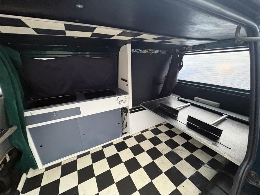 Used Volkswagen Transporter 2001 for sale - 77518970: Photo 18