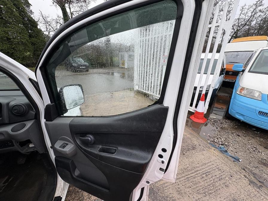 Used Nissan NV200 2013 for sale - 77518979: Photo 17