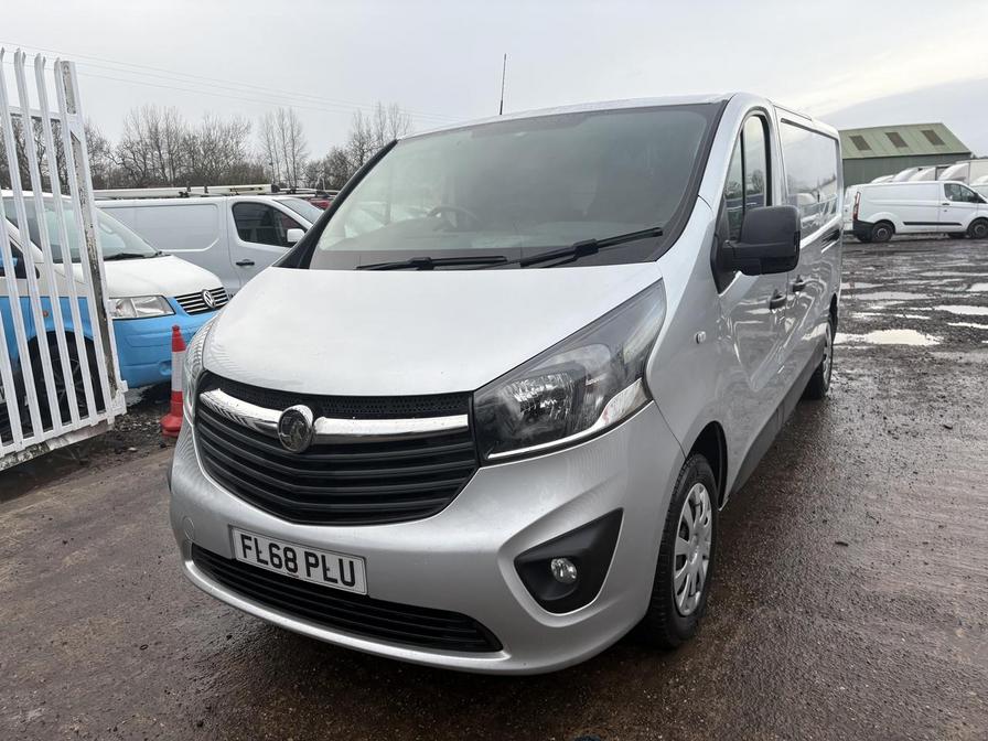 Used Vauxhall Vivaro 2018 for sale - 77401516: Photo 3