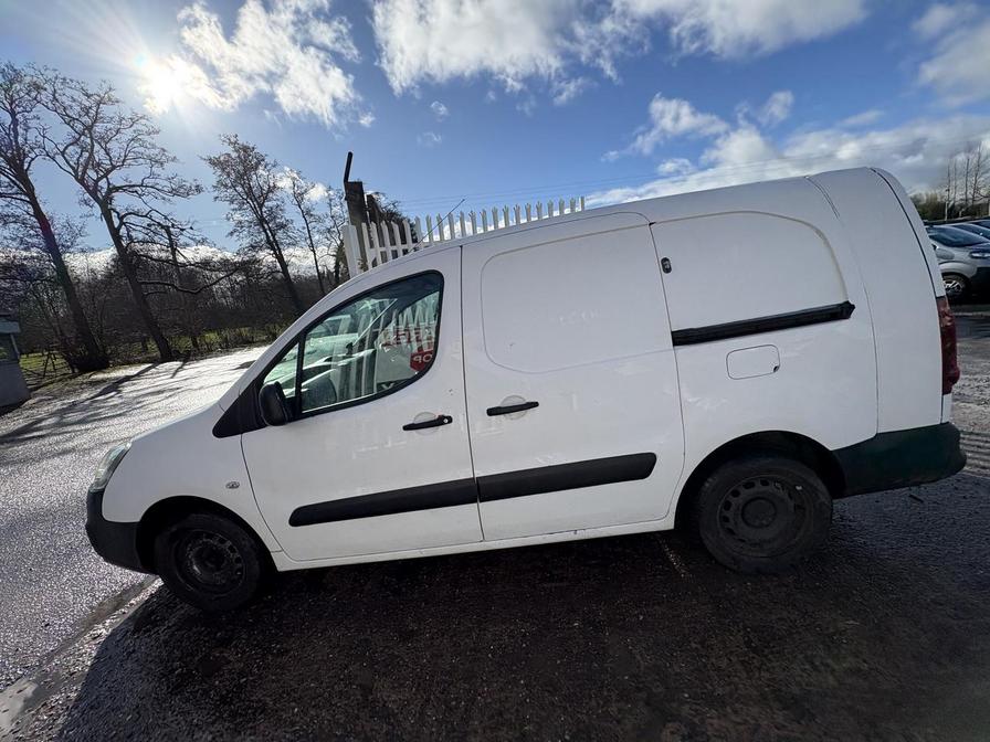 Used Peugeot Partner 2017 for sale - 77627910: Photo 13