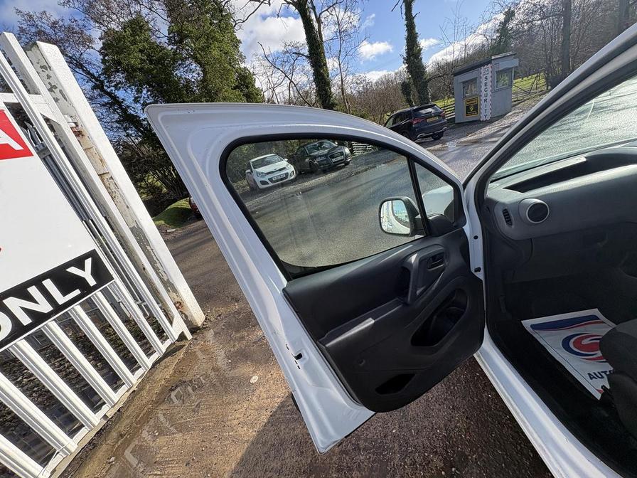 Used Peugeot Partner 2017 for sale - 77627910: Photo 16