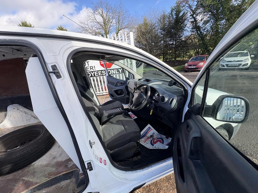 Used Peugeot Partner 2017 for sale - 77627910: Photo 4