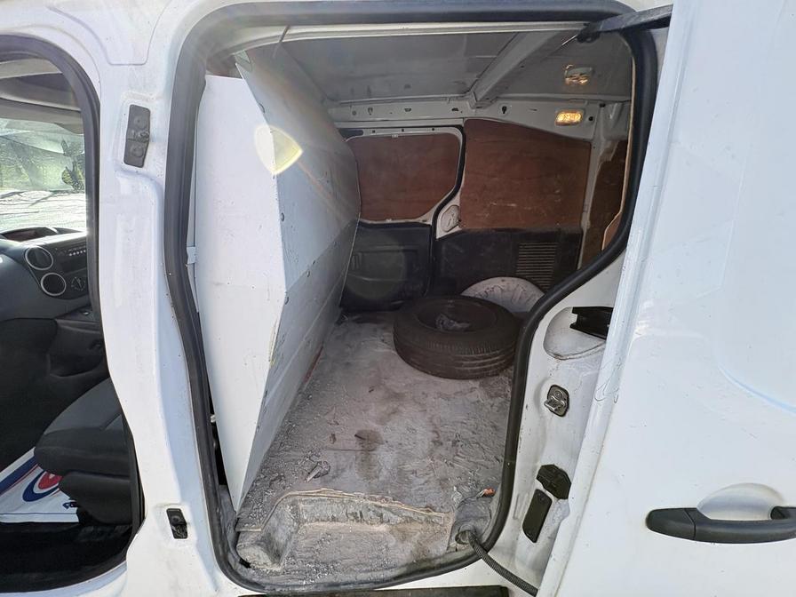 Used Peugeot Partner 2017 for sale - 77627910: Photo 9