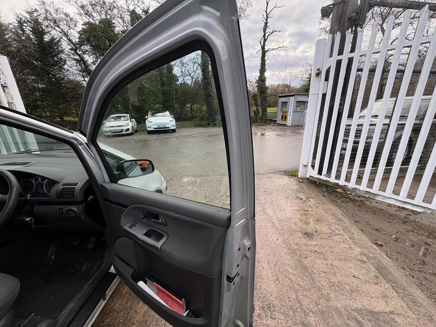 Used Volkswagen Sharan 2003 for sale - 77239707: Photo 13