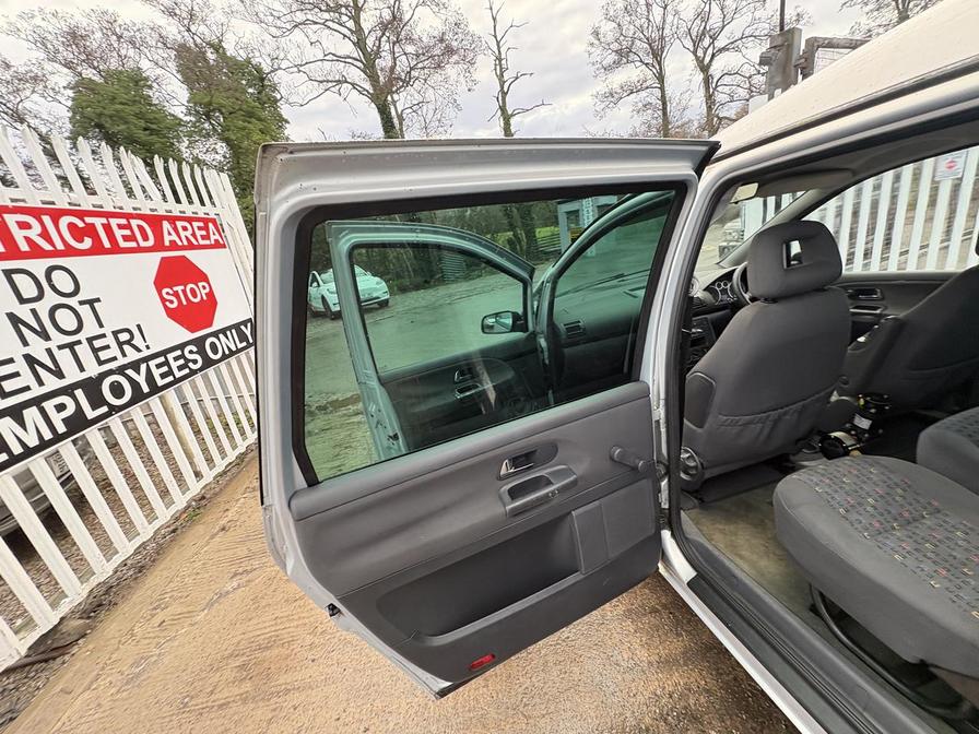 Used Volkswagen Sharan 2003 for sale - 77239707: Photo 20