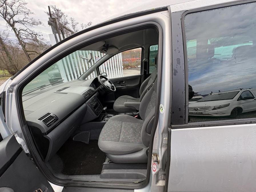 Used Volkswagen Sharan 2003 for sale - 77239707: Photo 5