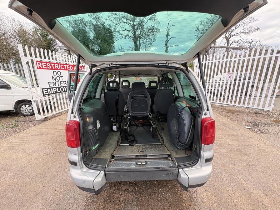 Used Volkswagen Sharan 2003 for sale - 77239707: Photo 9