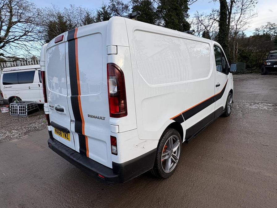 Used Renault Trafic 2018 for sale - 76804480: Photo 13