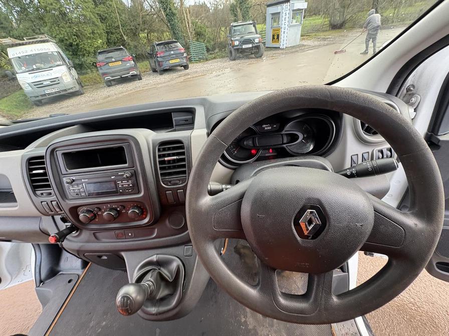 Used Renault Trafic 2018 for sale - 76804480: Photo 14