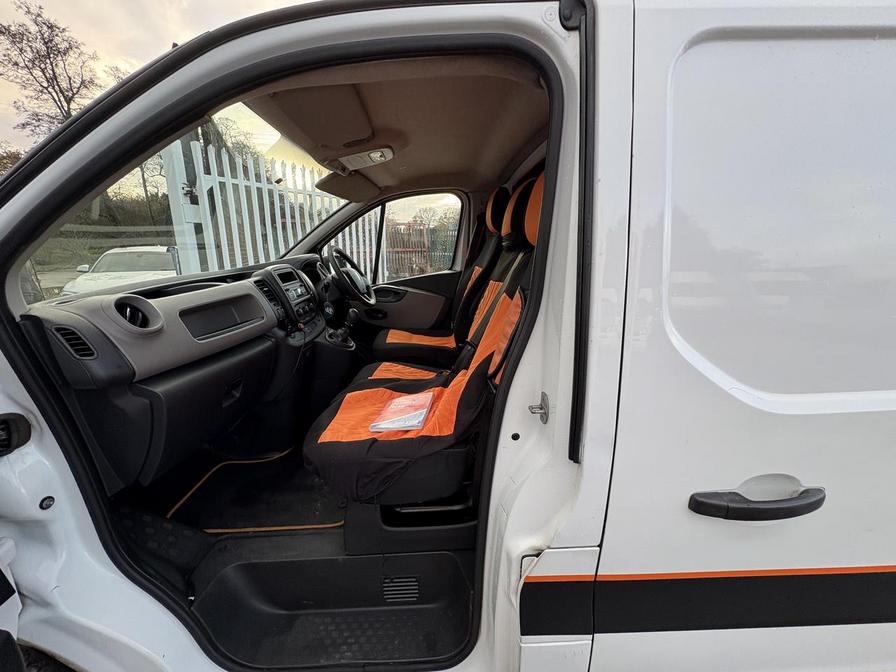 Used Renault Trafic 2018 for sale - 76804480: Photo 4